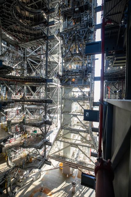 NASA image: Artemis II Mobile Launcher Rollback to VAB