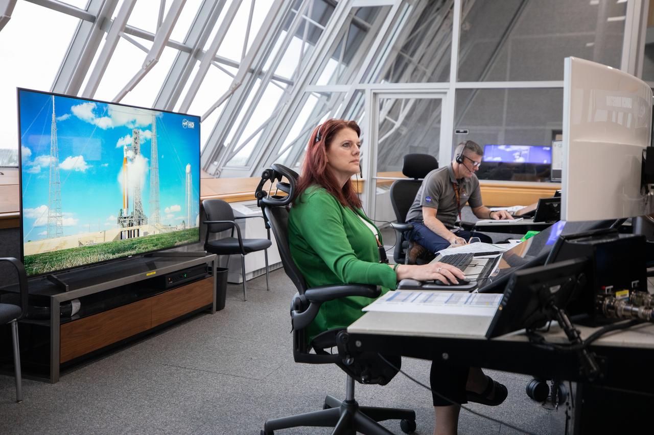 Charlie Blackwell-Thompson, Artemis launch director, Exploration Ground Systems at NASA’s Kennedy Space Center in Florida, participates in the Artemis II Terminal Count Simulation #11 inside Firing Room 1 in the Launch Control Center at NASA’s Kennedy on Thursday, Nov. 7, 2024. The simulations go through launch day scenarios to help launch team members test software and make adjustments if needed during countdown operations. Four astronauts will venture around the Moon on Artemis II, the first crewed mission on NASA’s path to establishing a long-term presence for science and exploration through Artemis.
