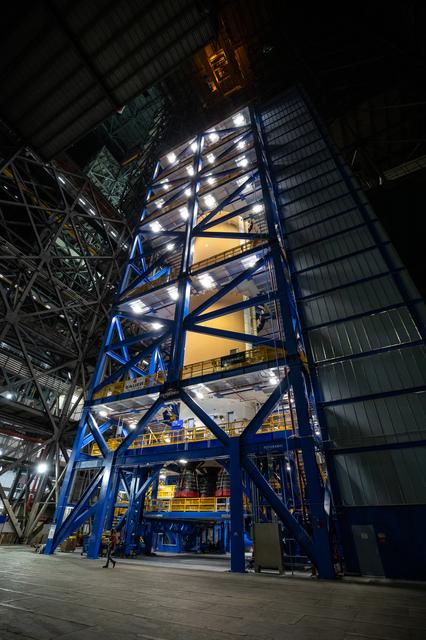 NASA image: Artemis II Core Stage Move to VAB High Bay 2