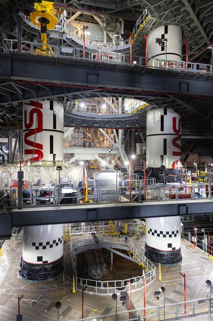 NASA image: Artemis II Stacking - Left Center Center Stacked