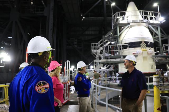 NASA image: Artemis II Crew Visit 