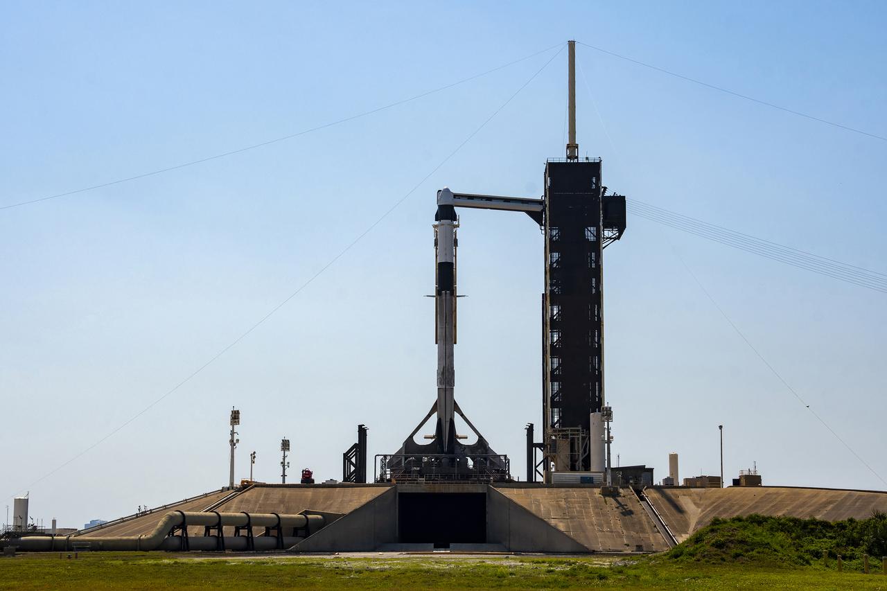NASA’s SpaceX Crew-10 crew members participate in a countdown dress rehearsal at the agency’s Kennedy Space Center in Florida on Sunday, March 9, 2025, to prepare for their upcoming launch. NASA astronauts Anne McClain and Nichole Ayers, along with JAXA (Japan Aerospace Exploration Agency) astronaut Takuya Onishi and Roscosmos cosmonaut Kirill Peskov will launch to the International Space Station aboard SpaceX’s Dragon spacecraft and Falcon 9 rocket. Launch is targeted for 7:48 p.m. EDT on Wednesday, March 12, 2025, from Launch Complex 39A at NASA Kennedy. Crew-10 is the 10th crew rotation mission with SpaceX to the space station as part of the agency’s Commercial Crew Program.