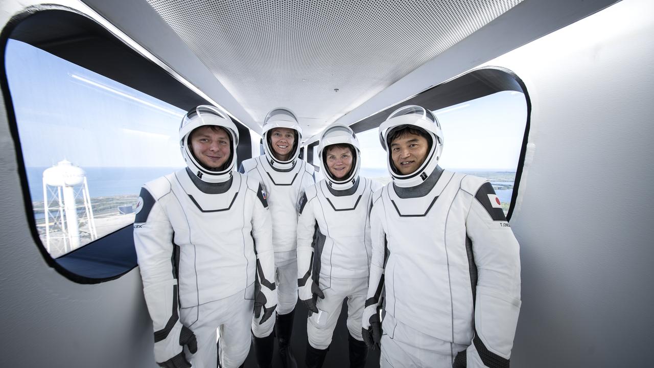 NASA’s SpaceX Crew-10 crew members participate in a countdown dress rehearsal at the agency’s Kennedy Space Center in Florida on Sunday, March 9, 2025, to prepare for their upcoming launch. NASA astronauts Anne McClain and Nichole Ayers, along with JAXA (Japan Aerospace Exploration Agency) astronaut Takuya Onishi and Roscosmos cosmonaut Kirill Peskov will launch to the International Space Station aboard SpaceX’s Dragon spacecraft and Falcon 9 rocket. Launch is targeted for 7:48 p.m. EDT on Wednesday, March 12, 2025, from Launch Complex 39A at NASA Kennedy. Crew-10 is the 10th crew rotation mission with SpaceX to the space station as part of the agency’s Commercial Crew Program.