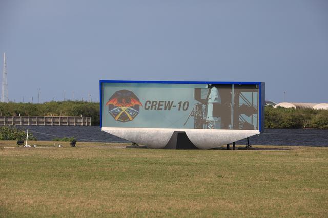 CCP Crew-10 Flag Raising