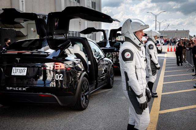CCP SpaceX Crew-10 Astronaut Walk Out