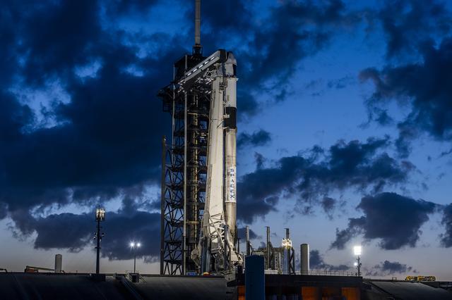 NASA image: NASA's SpaceX CRS-32 Vertical at LC-39A