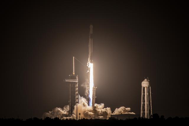 NASA image: NASA's SpaceX CRS-32 Launch