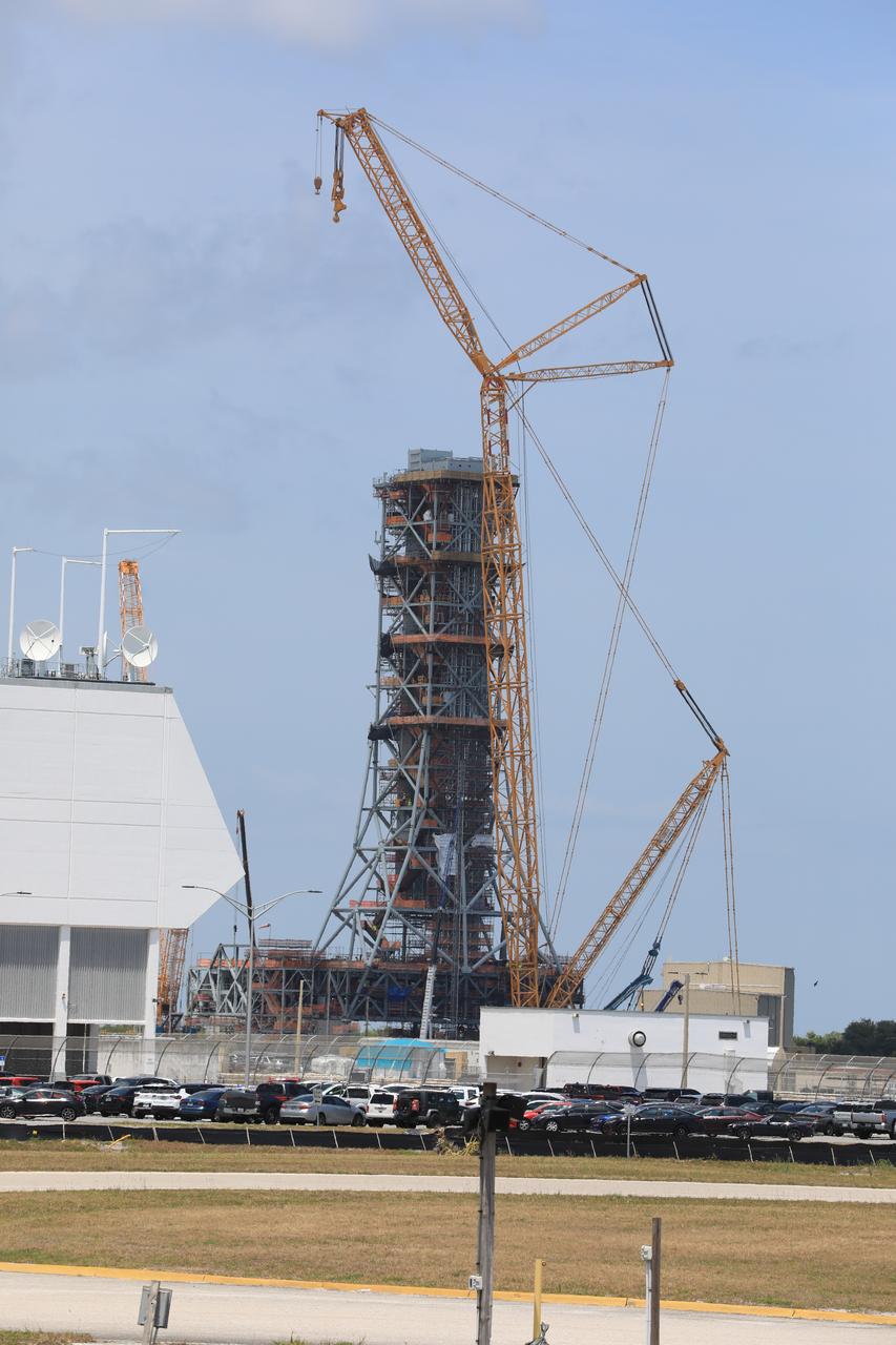 NASA’s mobile launcher 2 team, led by contractor Bechtel National Inc., integrated Module 7 onto the mobile launcher under construction near the Vehicle Assembly Building at the agency’s Kennedy Space Center in Florida on Wednesday, April 23, 2025. Each module is 40 feet tall and once complete will rise to 390 feet to provide ground support to launch for the SLS (Space Launch System) Block 1B variant rocket during launch of the Artemis IV mission. 
