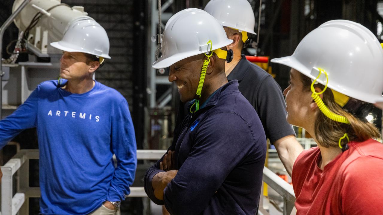 From left, NASA astronaut Reid Wiseman, Artemis II commander; NASA astronaut Victor Glover, Artemis II pilot; and CSA (Canadian Space Agency) astronaut Jenni Gibbons, Artemis II backup crew member, participate in emergency egress training with teams from the agency’s Exploration Ground Systems Program inside the Vehicle Assembly Building at NASA’s Kennedy Space Center in Florida on Monday, May 5, 2025. Artemis II will take four astronauts around the Moon, the first crewed mission on NASA’s path to establishing a long-term presence for science and exploration through Artemis.