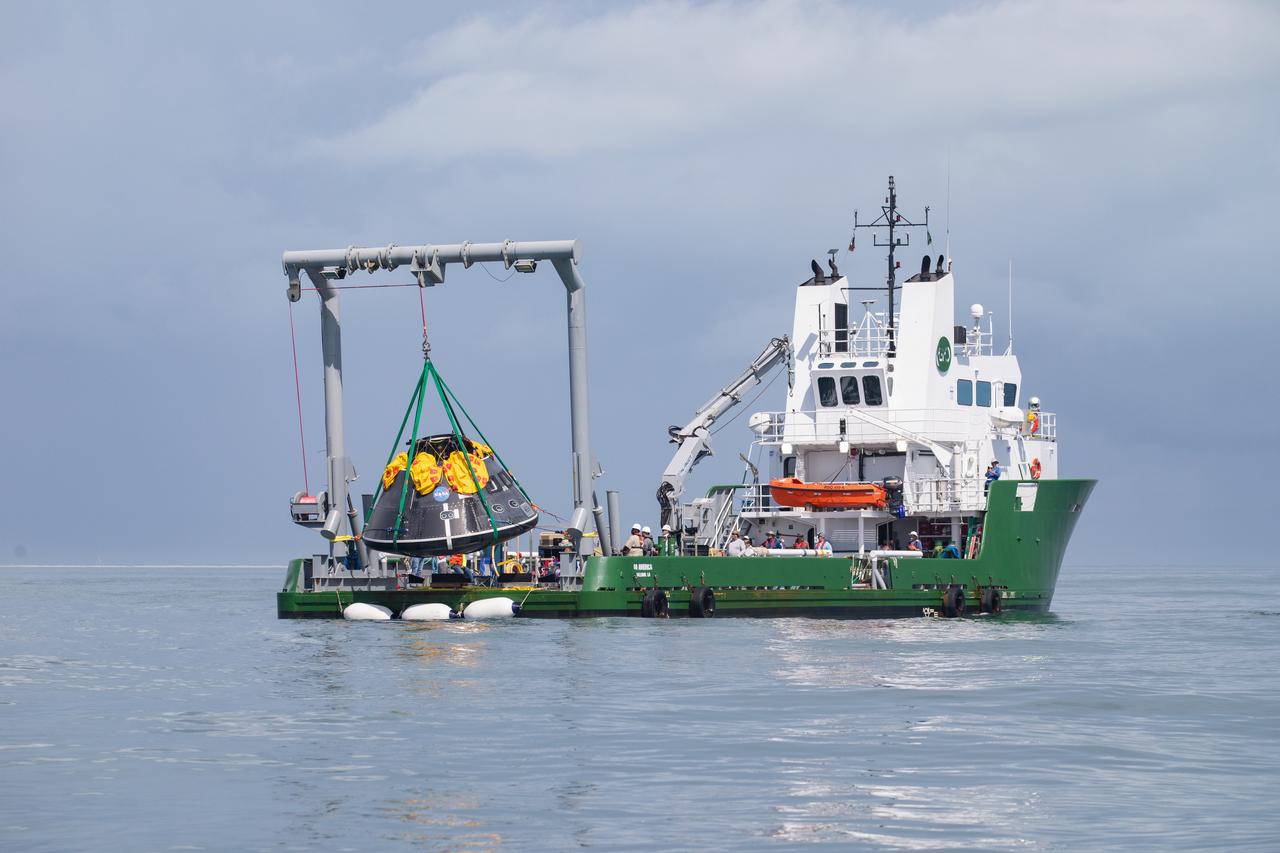 Teams with NASA and the Department of Defense (DoD) rehearse recovery procedures for a launch pad abort scenario off the coast of Florida near the agency’s Kennedy Space Center on Wednesday, June 11, 2025. Utilizing mannequin crew members inside the Crew Module Test Article (CMTA) – a full-scale mockup of the Orion spacecraft – the simulations practiced abort timelines and joint NASA and DoD recovery procedures supported by Artemis II launch and flight control teams, as NASA prepares to send four astronauts around the Moon and back next year as part of the agency’s first crewed Artemis mission.