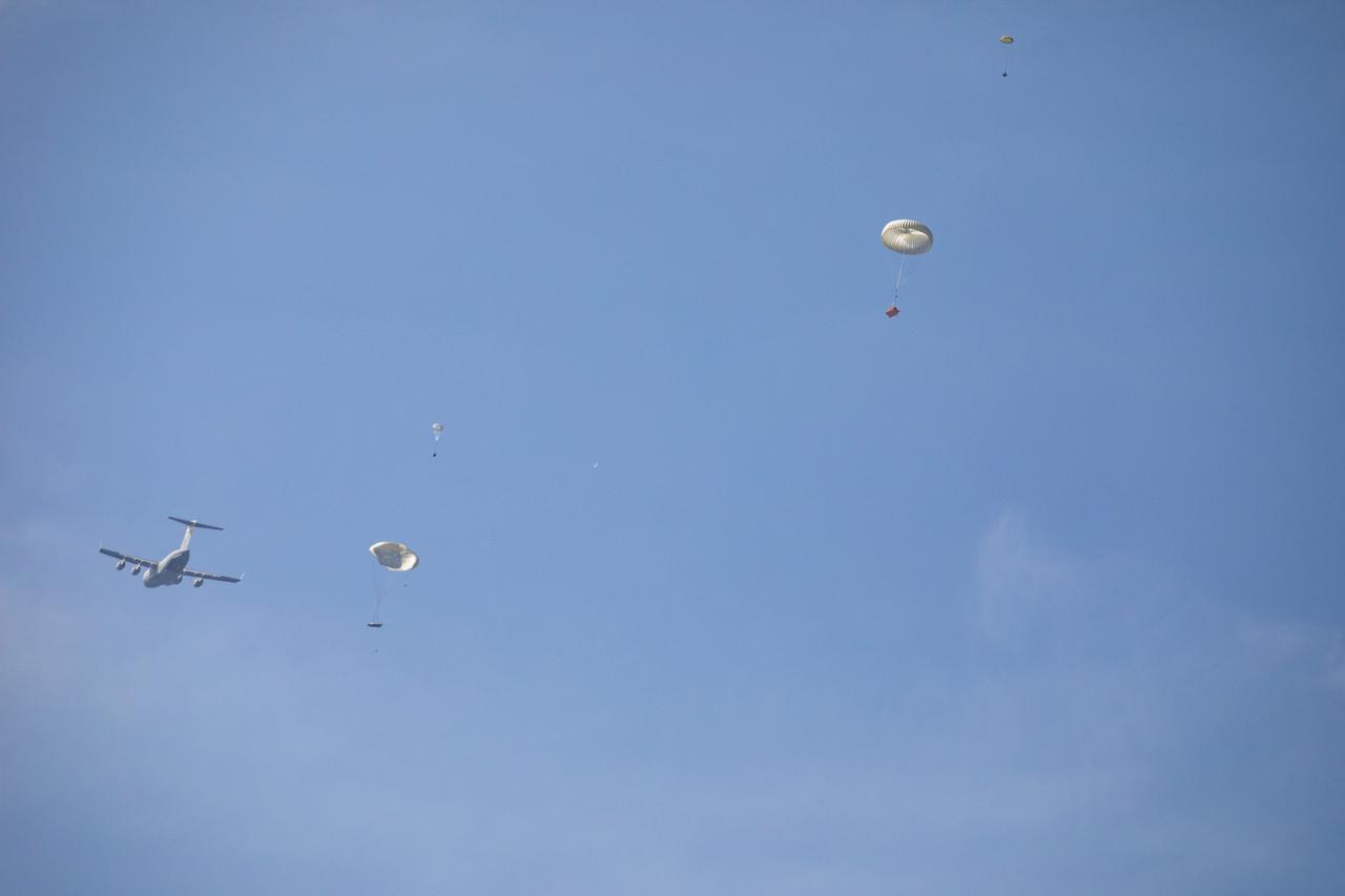 Teams with NASA and the Department of Defense (DoD) rehearse recovery procedures for an ascent abort scenario off the coast of Florida near the agency’s Kennedy Space Center on Thursday, June 12, 2025. Utilizing mannequin crew members inside the Crew Module Test Article (CMTA) – a full-scale mockup of the Orion spacecraft – the simulations practiced abort timelines and joint NASA and DoD recovery procedures supported by Artemis II launch and flight control teams, as NASA prepares to send four astronauts around the Moon and back next year as part of the agency’s first crewed Artemis mission.