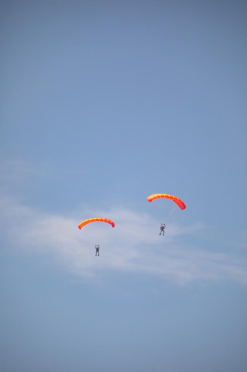 Teams with NASA and the Department of Defense (DoD) rehearse recovery procedures for an ascent abort scenario off the coast of Florida near the agency’s Kennedy Space Center on Thursday, June 12, 2025. Utilizing mannequin crew members inside the Crew Module Test Article (CMTA) – a full-scale mockup of the Orion spacecraft – the simulations practiced abort timelines and joint NASA and DoD recovery procedures supported by Artemis II launch and flight control teams, as NASA prepares to send four astronauts around the Moon and back next year as part of the agency’s first crewed Artemis mission.