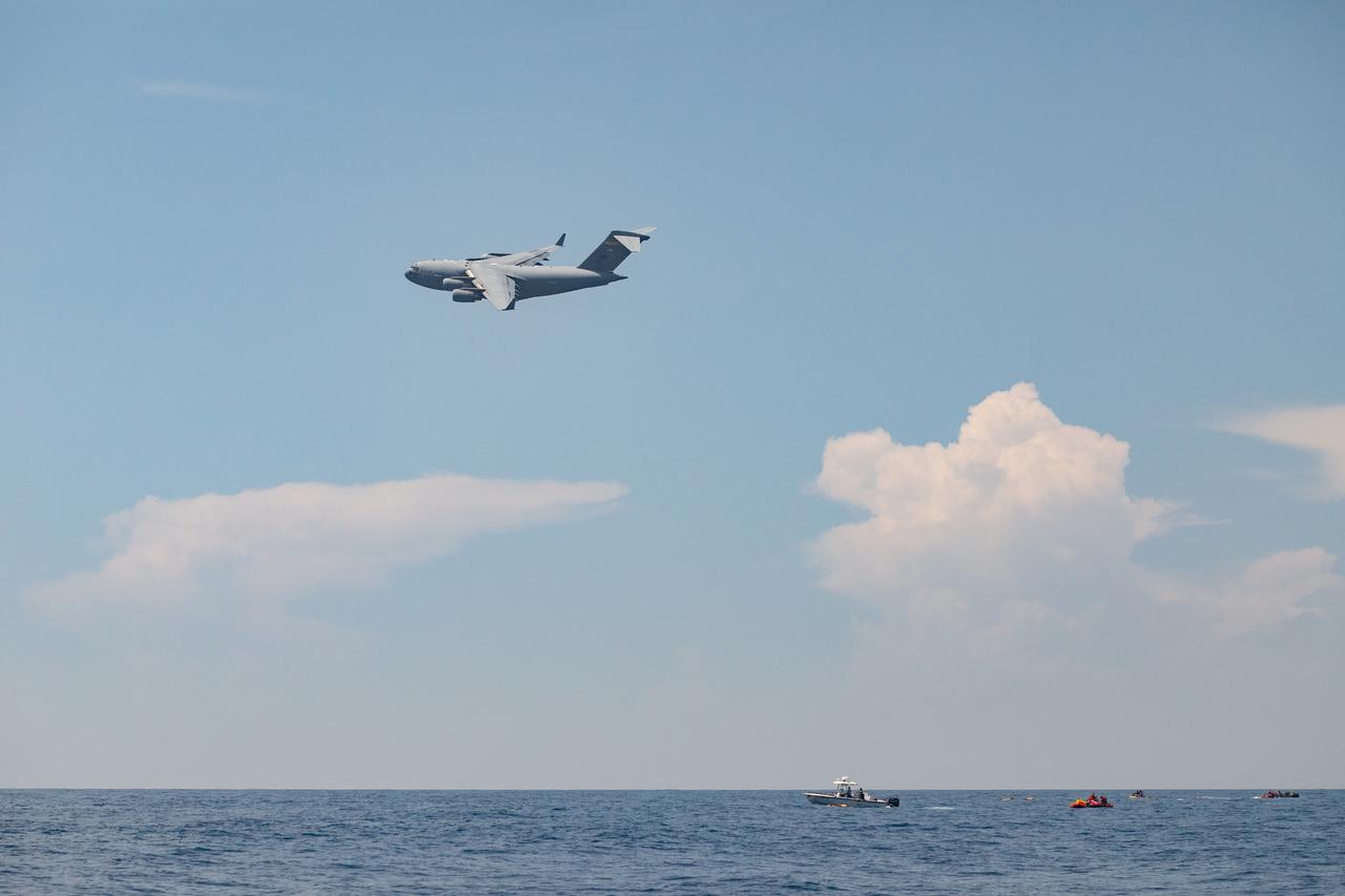 Teams with NASA and the Department of Defense (DoD) rehearse recovery procedures for an ascent abort scenario off the coast of Florida near the agency’s Kennedy Space Center on Thursday, June 12, 2025. Utilizing mannequin crew members inside the Crew Module Test Article (CMTA) – a full-scale mockup of the Orion spacecraft – the simulations practiced abort timelines and joint NASA and DoD recovery procedures supported by Artemis II launch and flight control teams, as NASA prepares to send four astronauts around the Moon and back next year as part of the agency’s first crewed Artemis mission.