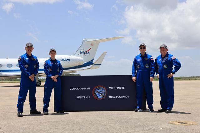 NASA image: CCP_SpaceX_Crew-11_Arrival at KSC
