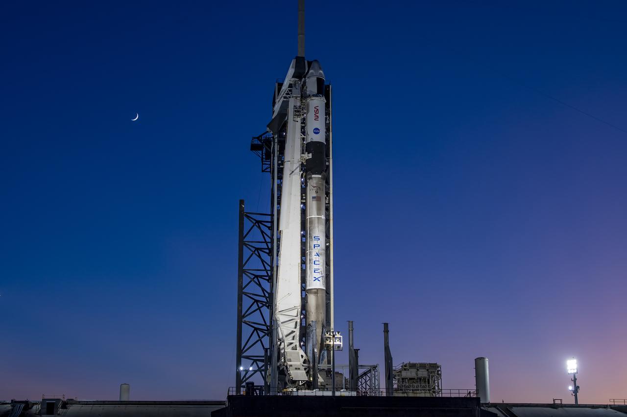 A SpaceX Falcon 9 rocket with the company's Dragon spacecraft on top stands vertical on the launch pad at Launch Complex 39A at Kennedy Space Center in Florida on Sunday, July 27, 2025, ahead of NASA’s SpaceX Crew-11 launch. The Crew-11 mission will send NASA astronauts Zena Cardman and Mike Fincke, along with JAXA (Japan Aerospace Exploration Agency) astronaut Kimiya Yui and Roscosmos cosmonaut Oleg Platonov, to the International Space Station aboard SpaceX’s Dragon spacecraft and Falcon 9 at 12:09 p.m. EDT on Thursday, July 31, 2025, from NASA Kennedy’s Launch Complex 39A.