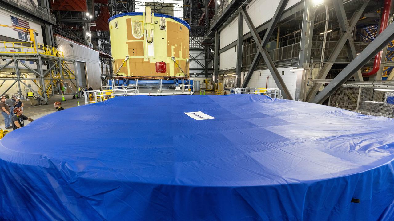 Teams from NASA’s Kennedy Space Center in Florida transport the engine section of the agency’s Artemis III SLS (Space Launch System) core stage from the spaceport’s Space Systems Processing Facility to the center’s Vehicle Assembly Building on Tuesday, July 29, 2025. The engine section is one the most complex and intricate parts of the rocket stage that will help power the Artemis missions to the Moon. 