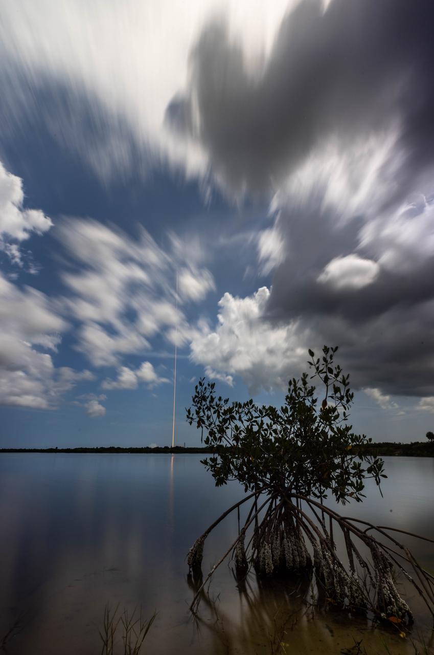 A long exposure image captures the launch of NASA’s SpaceX Crew-11 mission SpaceX Falcon 9 rocket with a Dragon spacecraft at 11:43 a.m. EDT Friday, Aug. 1, 2025, from Launch Complex 39A at Kennedy Space Center in Florida. Crew-11, carrying NASA astronauts Zena Cardman and Mike Fincke, along with JAXA (Japan Aerospace Exploration Agency) astronaut Kimiya Yui and Roscosmos cosmonaut Oleg Platonov, are on their way to the International Space Station for a long duration mission.