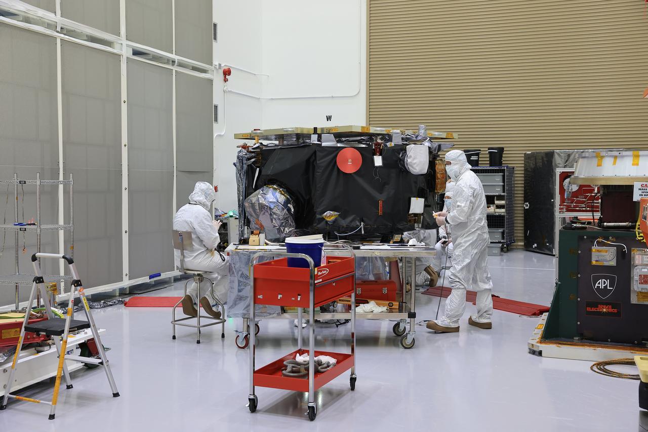 Technicians conduct blanket closeout work on NASA’s IMAP (Interstellar Mapping and Acceleration Probe) observatory at the Astrotech Space Operations Facility near NASA’s Kennedy Space Center in Florida on Friday, Aug. 15, 2025. IMAP will explore and map the boundaries of the heliosphere — a huge bubble created by the Sun’s wind that encapsulates our entire solar system — and study how the heliosphere interacts with the local galactic neighborhood beyond.