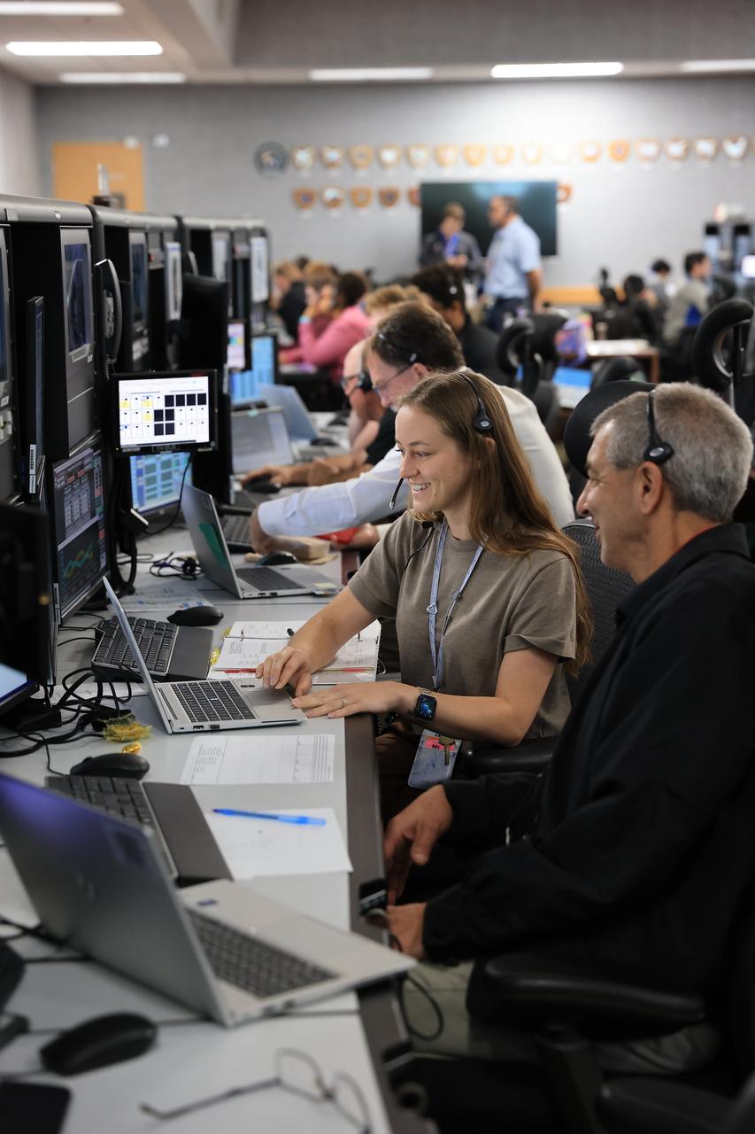 Teams at NASA’s Kennedy Space Center in Florida participate in the first joint integrated launch countdown simulation for Artemis II inside Firing Room 1 of the Launch Control Center on Thursday, Sept. 11, 2025. The training exercise involved engineers from Kennedy, Marshall Space Flight Center in Huntsville, Alabama, and Johnson Space Center in Houston coming together to rehearse all aspects of the launch countdown, from cryogenic loading – filling tanks in the SLS (Space Launch System) rocket’s core stage with liquid hydrogen and liquid oxygen – to liftoff. These simulations will help certify that the launch team is ready for Artemis II – the first crewed Artemis mission that will send four astronauts around the Moon and back.