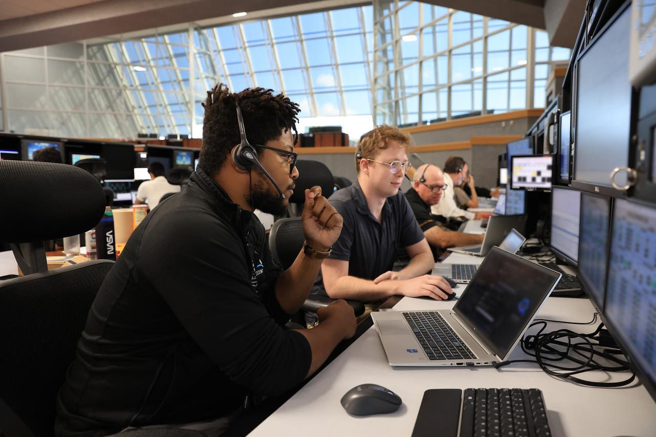 Teams at NASA’s Kennedy Space Center in Florida participate in the first joint integrated launch countdown simulation for Artemis II inside Firing Room 1 of the Launch Control Center on Thursday, Sept. 11, 2025. The training exercise involved engineers from Kennedy, Marshall Space Flight Center in Huntsville, Alabama, and Johnson Space Center in Houston coming together to rehearse all aspects of the launch countdown, from cryogenic loading – filling tanks in the SLS (Space Launch System) rocket’s core stage with liquid hydrogen and liquid oxygen – to liftoff. These simulations will help certify that the launch team is ready for Artemis II – the first crewed Artemis mission that will send four astronauts around the Moon and back.