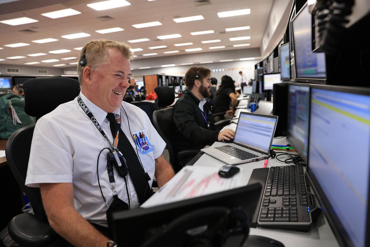 Teams at NASA’s Kennedy Space Center in Florida participate in the first joint integrated launch countdown simulation for Artemis II inside Firing Room 1 of the Launch Control Center on Thursday, Sept. 11, 2025. The training exercise involved engineers from Kennedy, Marshall Space Flight Center in Huntsville, Alabama, and Johnson Space Center in Houston coming together to rehearse all aspects of the launch countdown, from cryogenic loading – filling tanks in the SLS (Space Launch System) rocket’s core stage with liquid hydrogen and liquid oxygen – to liftoff. These simulations will help certify that the launch team is ready for Artemis II – the first crewed Artemis mission that will send four astronauts around the Moon and back.