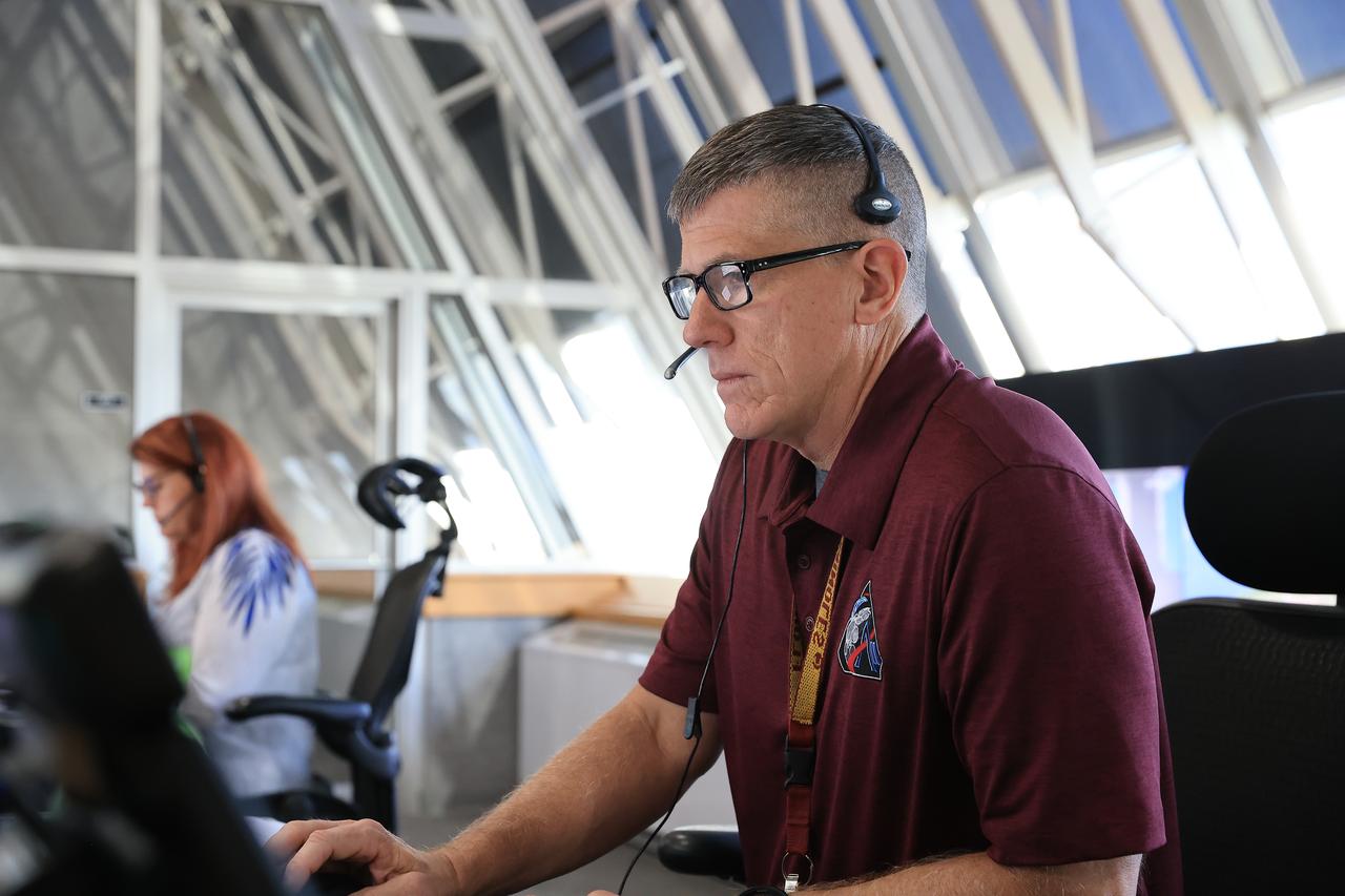 Jeremy Graeber, Artemis assistant launch director within NASA’s Exploration Ground Systems Program, participates in the first joint integrated launch countdown simulation for Artemis II inside Firing Room 1 of the Launch Control Center on Thursday, Sept. 11, 2025 at the agency’s Kennedy Space Center in Florida. The training exercise involved engineers from Kennedy, Marshall Space Flight Center in Huntsville, Alabama, and Johnson Space Center in Houston coming together to rehearse all aspects of the launch countdown, from cryogenic loading – filling tanks in the SLS (Space Launch System) rocket’s core stage with liquid hydrogen and liquid oxygen – to liftoff. These simulations will help certify that the launch team is ready for Artemis II – the first crewed Artemis mission that will send four astronauts around the Moon and back.