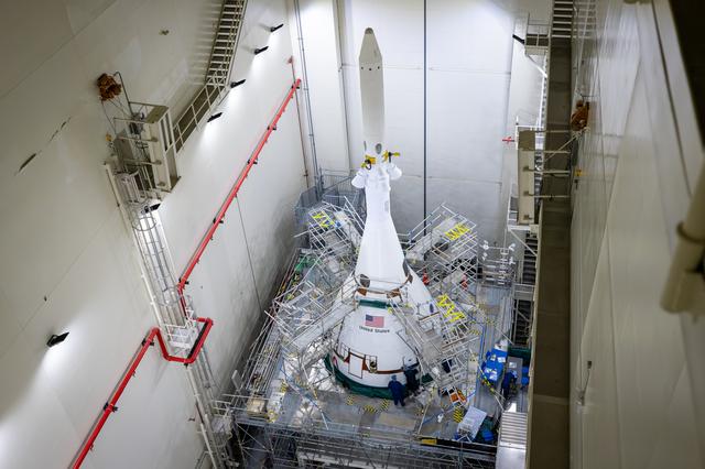 Teams with NASA’s Exploration Ground Systems attached the fourth and final og...