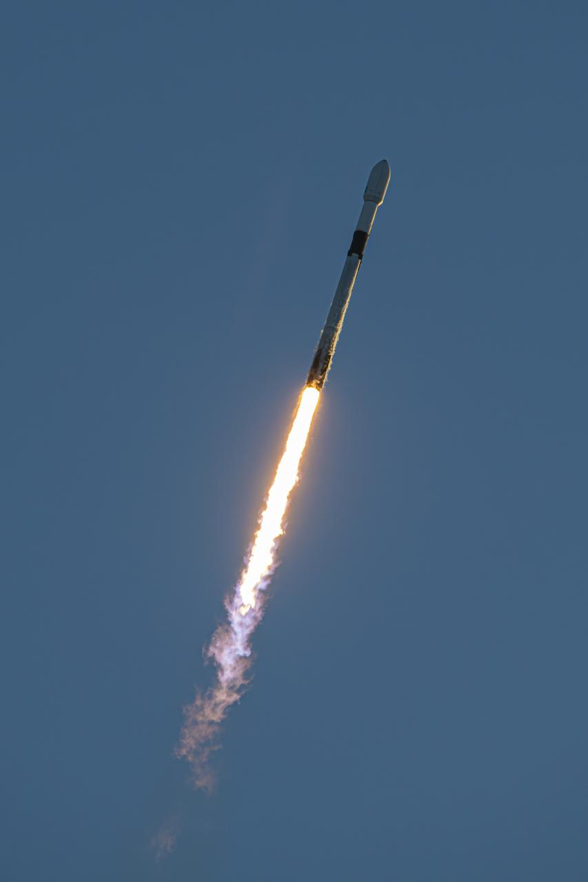 A SpaceX Falcon 9 rocket carrying NASA’s IMAP (Interstellar Mapping and Acceleration Probe), the agency’s Carruthers Geocorona Observatory, and National Oceanic and Atmospheric Administration’s (NOAA) Space Weather Follow On–Lagrange 1 (SWFO-L1) spacecraft lifts off from Launch Complex 39A at NASA’s Kennedy Space Center in Florida at 7:30 a.m. EDT Wednesday, Sept. 24, 2025. The missions will each focus on different effects of the solar wind — the continuous stream of particles emitted by the Sun — and space weather — the changing conditions in space driven by the Sun — from their origins at the Sun to their farthest reaches billions of miles away at the edge of our solar system.