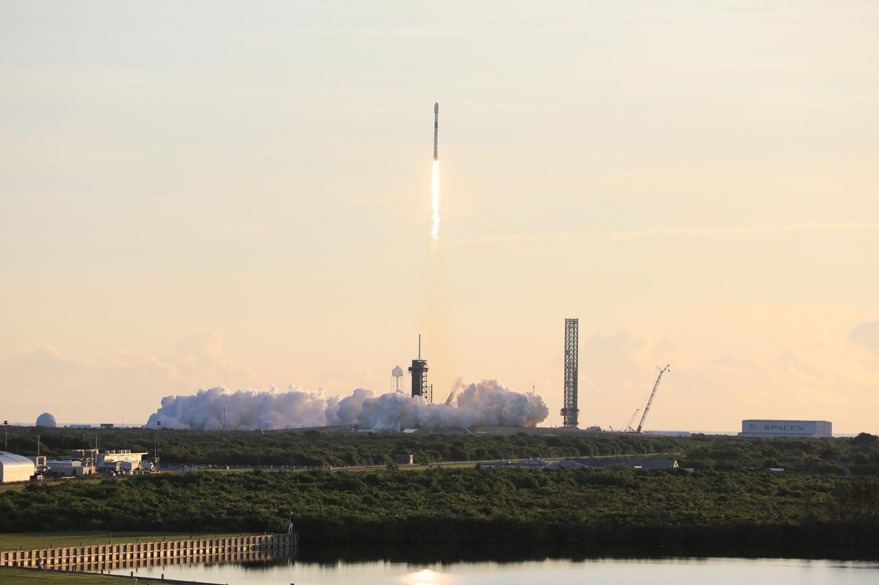 A SpaceX Falcon 9 rocket carrying NASA’s IMAP (Interstellar Mapping and Acceleration Probe), the agency’s Carruthers Geocorona Observatory, and National Oceanic and Atmospheric Administration’s (NOAA) Space Weather Follow On–Lagrange 1 (SWFO-L1) spacecraft lifts off from Launch Complex 39A at NASA’s Kennedy Space Center in Florida at 7:30 a.m. EDT Wednesday, Sept. 24, 2025. The missions will each focus on different effects of the solar wind — the continuous stream of particles emitted by the Sun — and space weather — the changing conditions in space driven by the Sun — from their origins at the Sun to their farthest reaches billions of miles away at the edge of our solar system.