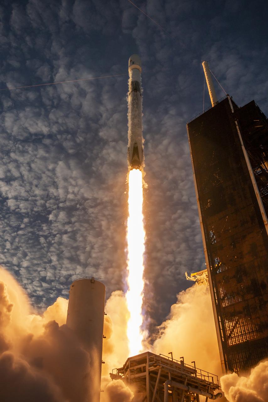 A SpaceX Falcon 9 rocket carrying NASA’s IMAP (Interstellar Mapping and Acceleration Probe), the agency’s Carruthers Geocorona Observatory, and National Oceanic and Atmospheric Administration’s (NOAA) Space Weather Follow On–Lagrange 1 (SWFO-L1) spacecraft lifts off from Launch Complex 39A at NASA’s Kennedy Space Center in Florida at 7:30 a.m. EDT Wednesday, Sept. 24, 2025. The missions will each focus on different effects of the solar wind — the continuous stream of particles emitted by the Sun — and space weather — the changing conditions in space driven by the Sun — from their origins at the Sun to their farthest reaches billions of miles away at the edge of our solar system.