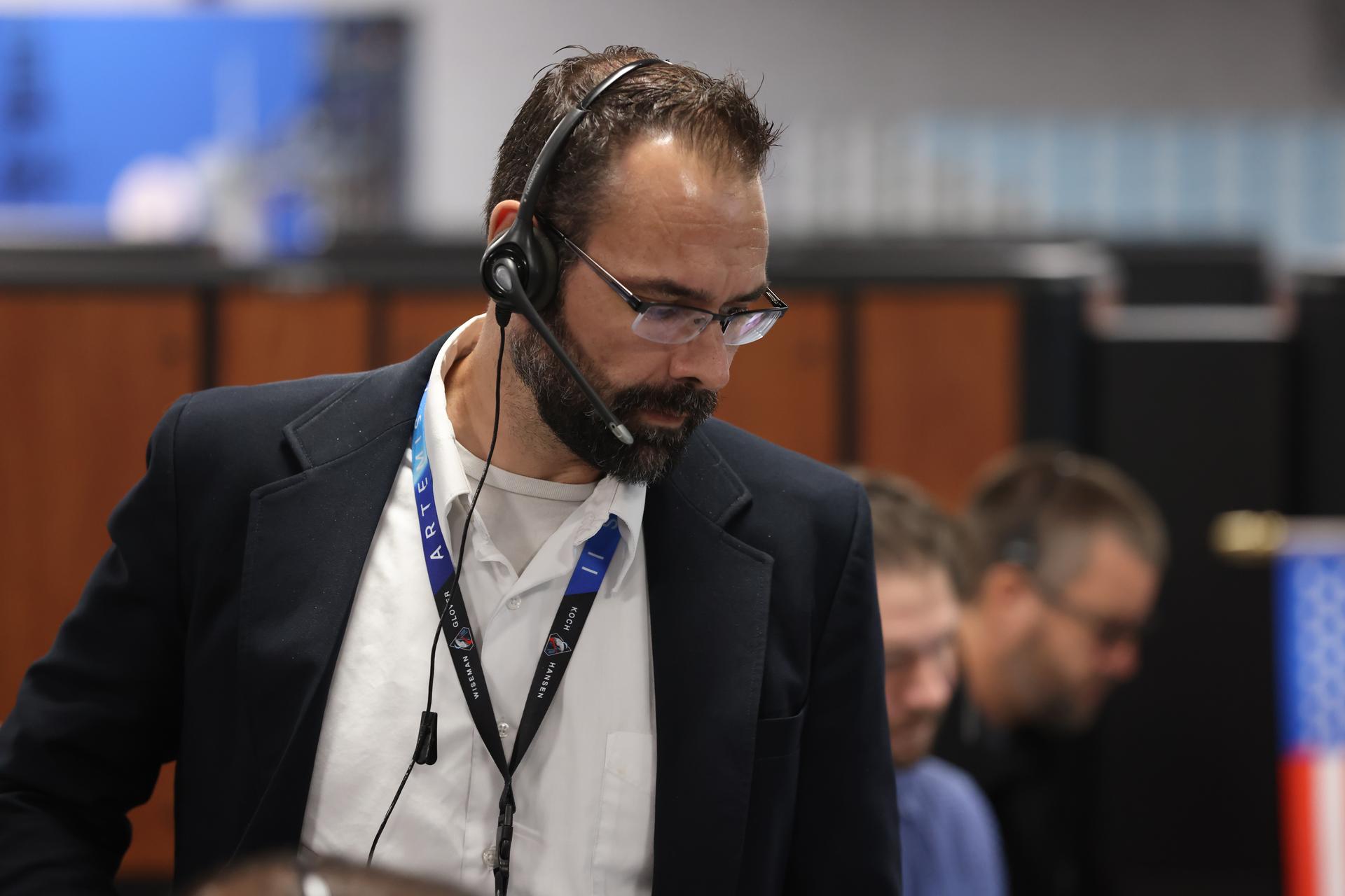Anton Kiriwas, senior technical integration manager and senior launch project engineer with NASA’s Exploration Ground Systems Program participates in an Artemis II launch countdown simulation inside Firing Room 1 in the Launch Control Center at the agency’s Kennedy Space Center in Florida on Wednesday, Oct. 8, 2025. The simulations go through launch day scenarios to help launch team members test software and make adjustments if needed during countdown operations. For Artemis II, four astronauts will venture around the Moon, the first crewed mission on NASA’s path to establishing a long-term presence for science and exploration through Artemis.