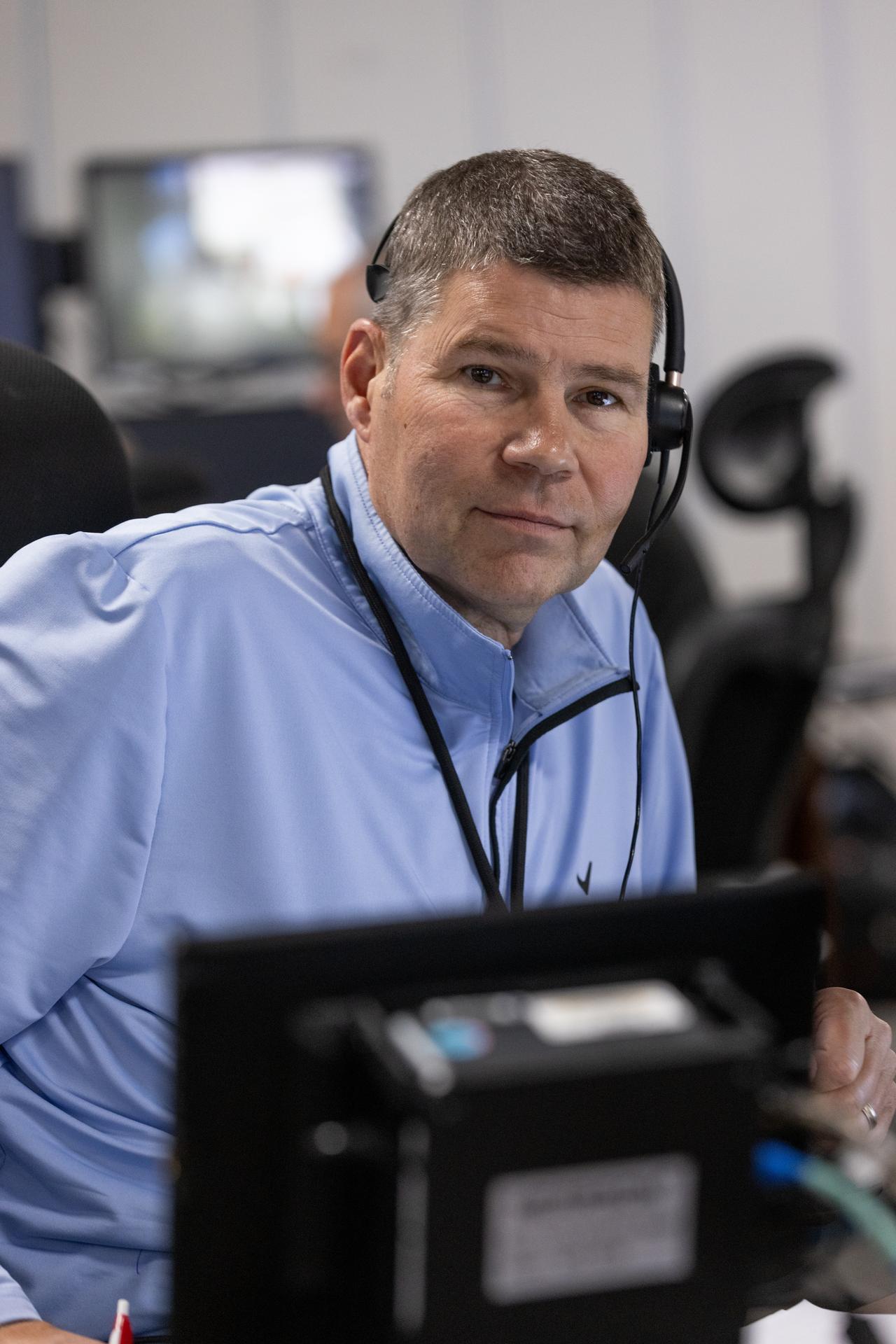 John Blevins, SLS (Space Launch System) rocket chief engineer, participates in an Artemis II launch countdown simulation inside Firing Room 2 in the Launch Control Center at NASA’s Kennedy Space Center in Florida on Wednesday, Nov. 5, 2025. The simulations go through launch day scenarios to help launch team members test software and make adjustments if needed during countdown operations. For Artemis II, four astronauts will venture around the Moon, the first crewed mission on NASA’s path to establishing a long-term presence for science and exploration through Artemis. 