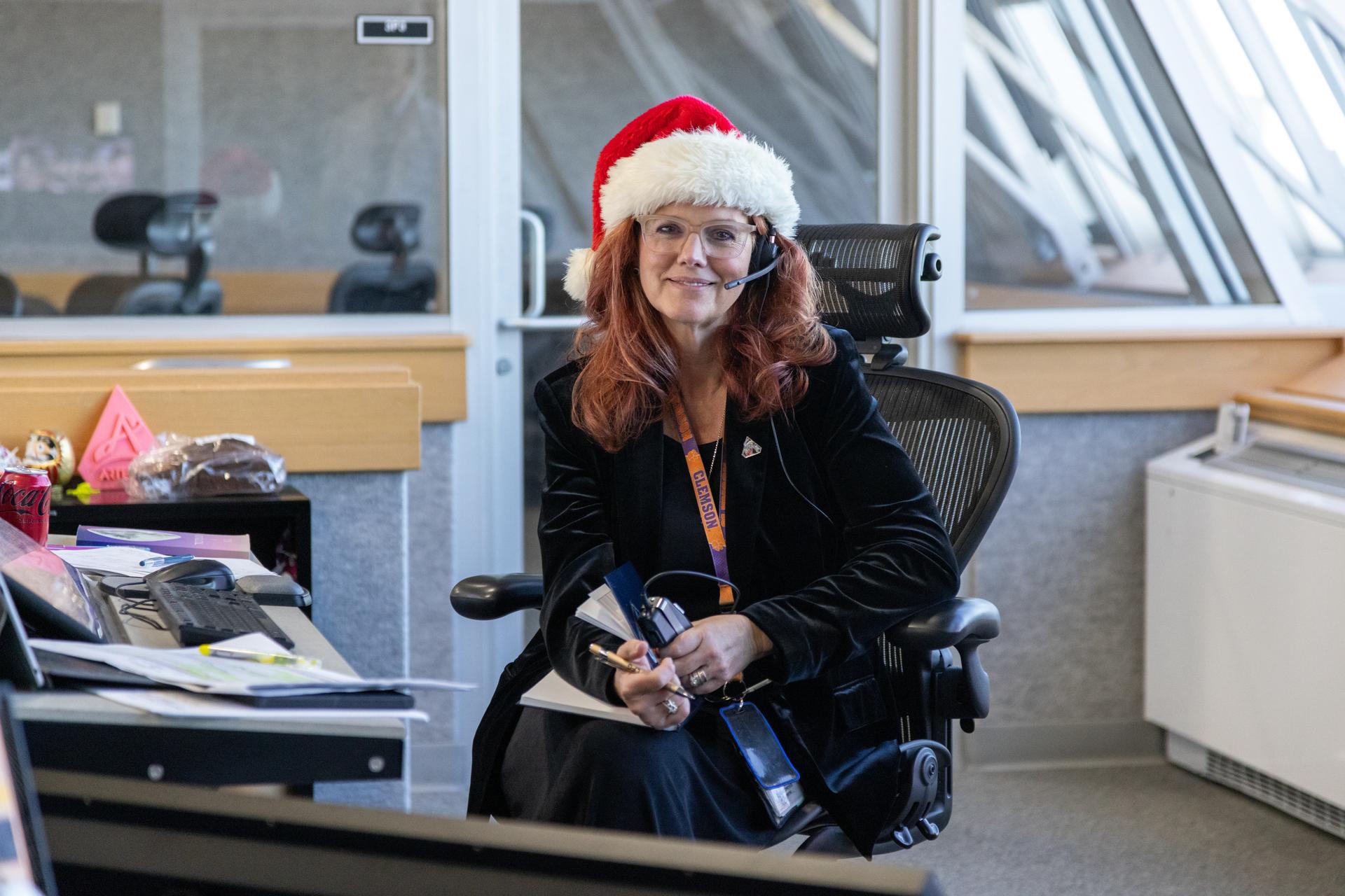 Charlie Blackwell-Thompson, Artemis launch director, monitors the progress of a countdown demonstration test with Artemis II crewmembers NASA astronauts Reid Wiseman, commander; Victor Glover, pilot; Christina Koch, mission specialist; and CSA (Canadian Space Agency) astronaut Jeremy Hansen, mission specialist onboard their Orion spacecraft from Firing Room 1 of the Rocco A. Petrone Launch Control Center, Saturday, Dec. 20, 2025, at NASA’s Kennedy Space Center in Florida. For this operation, the Artemis II crew and launch teams are simulating the launch day timeline including suit-up, walkout, and spacecraft ingress and egress. Through the Artemis campaign, NASA will send astronauts to explore the Moon for scientific discovery, economic benefits, and to build the foundation for the first crewed missions to Mars, for the benefit of all.
