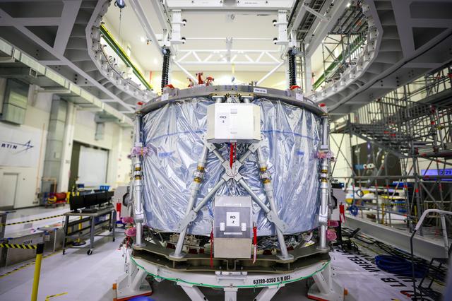 NASA image: Artemis IV - ESM4 arrival to the IOZ