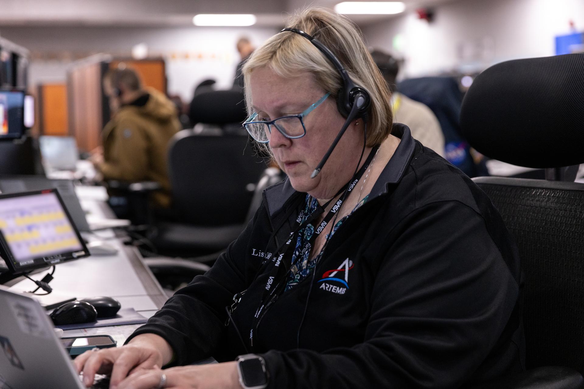 A member of the Artemis launch team participates in a wet dress rehearsal for the Artemis II mission on Monday, Feb. 2, 2026, inside Firing Room 1 at the Rocco A. Petrone Launch Control Center at NASA’s Kennedy Space Center in Florida. The wet dress rehearsal allows the Artemis II launch team to run through operations to load propellant, conduct a full launch countdown, demonstrate the ability to recycle the countdown clock, and drain the tanks to practice timelines and procedures for launch. The Artemis II test flight will take Commander Reid Wiseman, Pilot Victor Glover, and Mission Specialist Christina Koch from NASA, and Mission Specialist Jeremy Hansen from the CSA (Canadian Space Agency), around the Moon and back to Earth from Launch Complex 39B at NASA Kennedy.