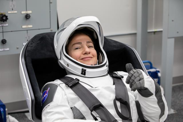 NASA image: NASA's SpaceX Crew-12 - Suit-Up in ACQ