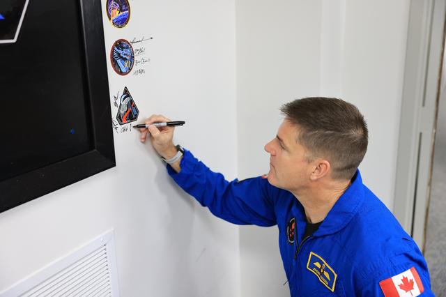 CSA (Canadian Space Agency) astronaut Jeremy Hansen, Artemis II mission speci...