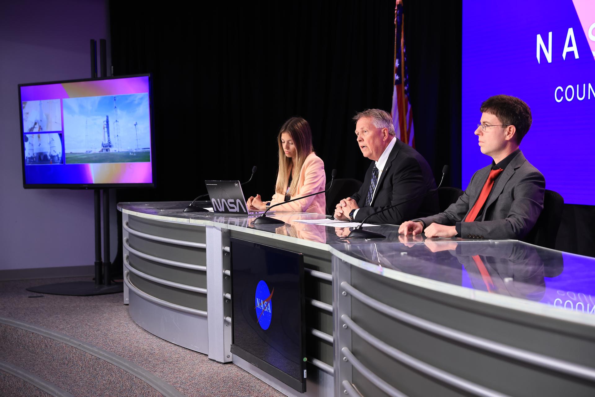 Antonia Jaramillo, NASA communications; Jeff Spaulding, senior NASA test director; and Mark Burger, launch weather officer, 45th Weather Squadron, U.S. Space Force, participates in a news conference on Tuesday, March 31, 2026, to discuss the upcoming Artemis II test flight at NASA’s Kennedy Space Center in Florida. The Artemis II mission will take Artemis II Commander Reid Wiseman, Pilot Victor Glover, and Mission Specialist Christina Koch from NASA, and Mission Specialist Jeremy Hansen from the CSA (Canadian Space Agency) on a 10-day journey around the Moon and back aboard NASA’s SLS (Space Launch System) rocket and Orion spacecraft from Launch Complex 39B no earlier than 6:24 p.m. EDT on Wednesday, April 1. 