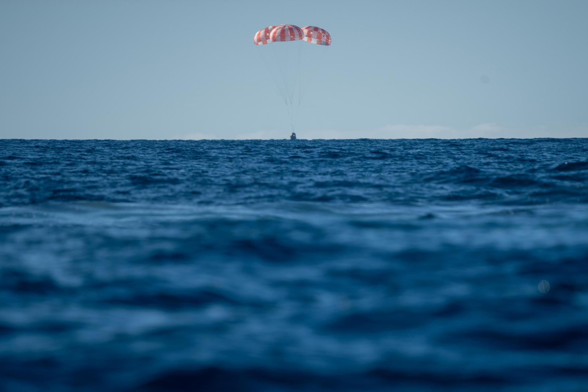 NASA's Orion spacecraft carrying Artemis II Commander Reid Wiseman, Pilot Victor Glover, and Mission Specialist Christina Koch from NASA, along with Mission Specialist Jeremy Hansen from the CSA (Canadian Space Agency), splashes down in the Pacific Ocean near San Diego, California, at 5:07 p.m. PDT, (8:07 p.m. EDT) on Friday, April 10, 2026. The Artemis II test flight launched on Wednesday, April 1, from NASA’s Kennedy Space Center in Florida to begin its 10-day journey around the Moon for scientific discovery, economic benefits, and to build on our foundation for the first crewed missions to Mars. NASA’s Landing and Recovery team and the U.S. military are coordinating efforts to extract the Artemis II crew from the Orion spacecraft.