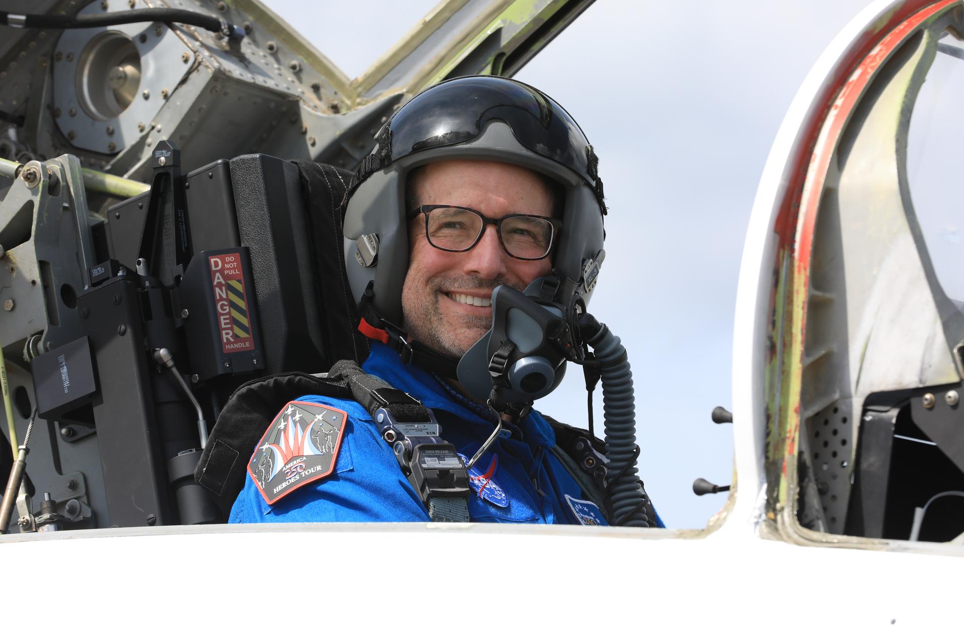 NASA employee Raymond “Jim” Lanzi completes a ride-along flight in one of NASA Administrator Jared Isaacman’s personal F-5 aircraft at the Launch and Landing Facility at the agency’s Kennedy Space Center in Florida on Thursday, June 18, 2026, as part of the Administrator’s Flight Experience Award program. Lanzi, with other awardees, suited up, completed pre-flight briefings, and experienced a unique flight. The ride-along flight experience award program highlights NASA’s commitment to celebrating excellence across the workforce.