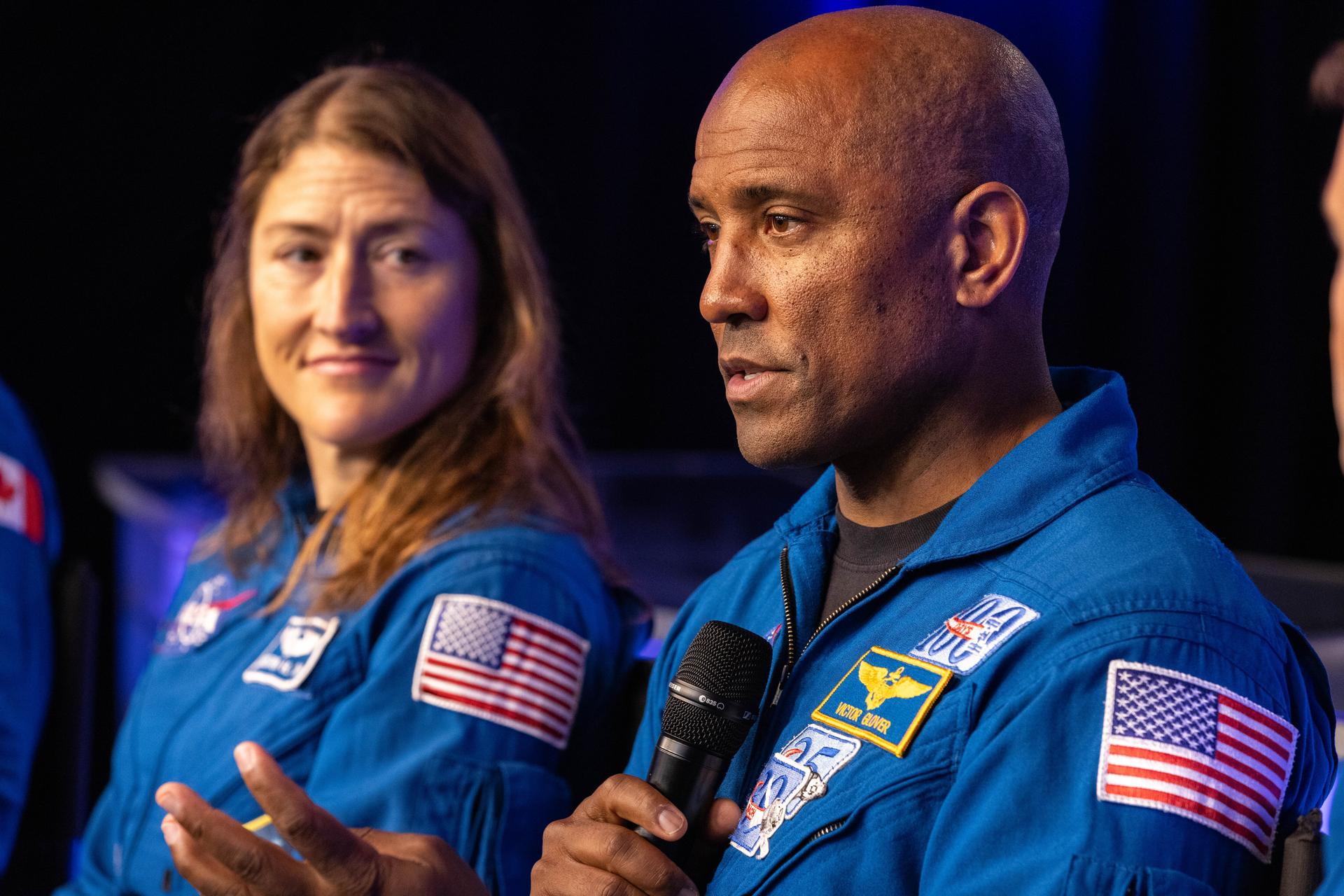 Artemis II Crew Return to KSC