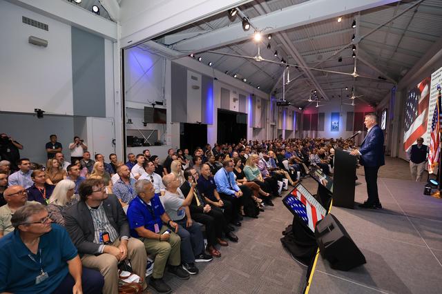 Swearing-in Ceremony, Astronaut Memorial Foundation, KSC Visitor