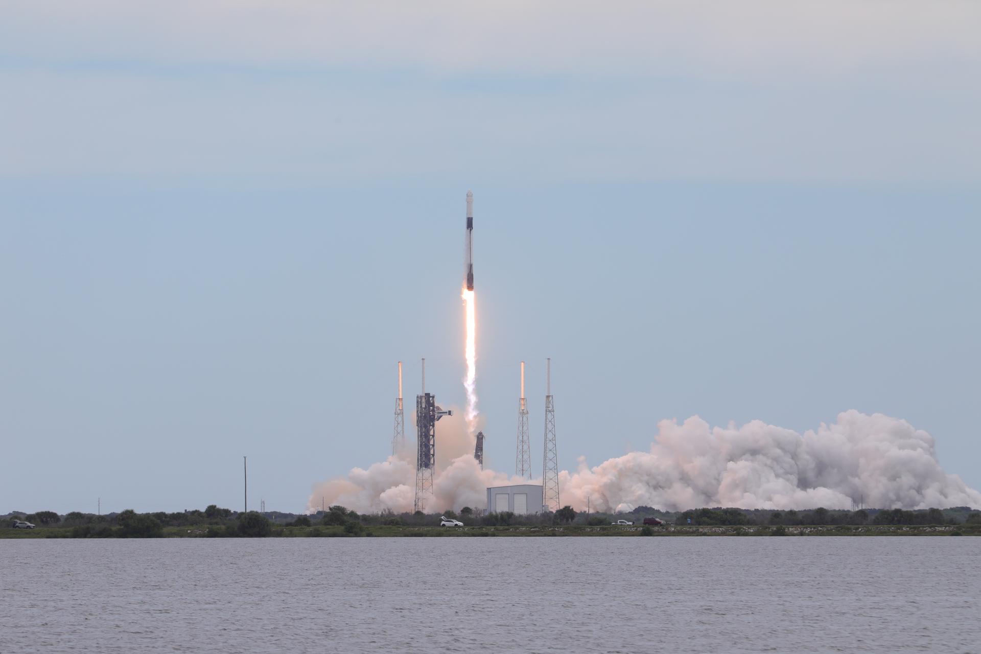 A SpaceX Falcon 9 rocket with a Dragon spacecraft atop carrying NASA astronauts Jessica Watkins and Luke Delaney, CSA (Canadian Space Agency) astronaut Joshua Kutryk, and Roscosmos cosmonaut Sergey Teteryatnikov lifts off at 11:10 a.m. EDT Thursday, Oct. 1, 2026, from Space Launch Complex 40 at Cape Canaveral Space Force Station in Florida to the International Space Station. NASA’s SpaceX Crew-13 is the 13th crew rotation mission of the SpaceX Dragon spacecraft and Falcon 9 rocket to the space station.