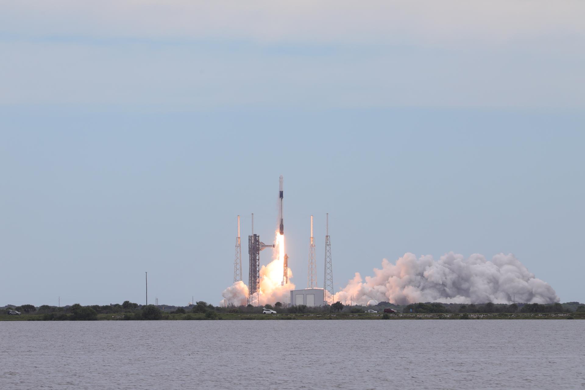 A SpaceX Falcon 9 rocket with a Dragon spacecraft atop carrying NASA astronauts Jessica Watkins and Luke Delaney, CSA (Canadian Space Agency) astronaut Joshua Kutryk, and Roscosmos cosmonaut Sergey Teteryatnikov lifts off at 11:10 a.m. EDT Thursday, Oct. 1, 2026, from Space Launch Complex 40 at Cape Canaveral Space Force Station in Florida to the International Space Station. NASA’s SpaceX Crew-13 is the 13th crew rotation mission of the SpaceX Dragon spacecraft and Falcon 9 rocket to the space station.