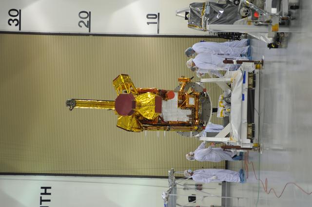 NASA image: SMAP Lift to CR