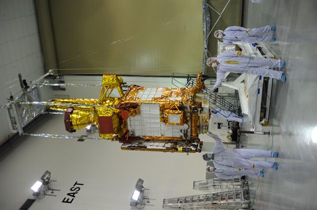 NASA image: SMAP Lift to CR