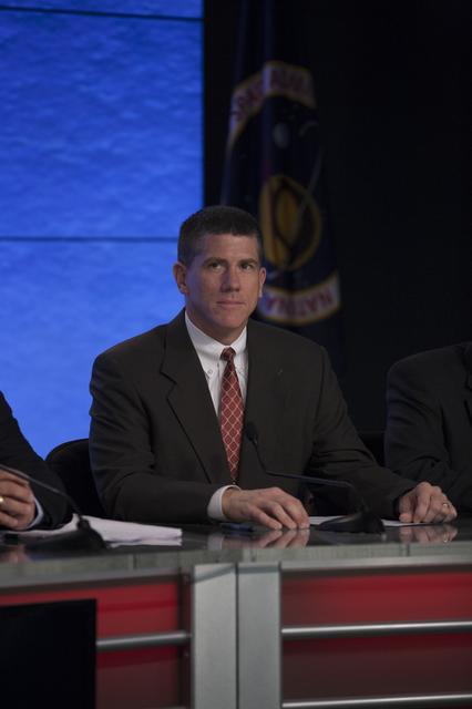 NASA image: Orion Flight Test Preview Briefing