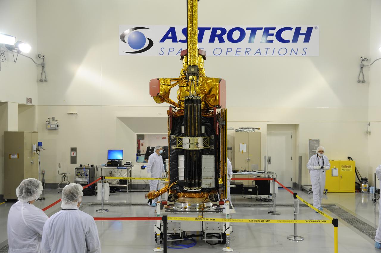 Preparations are underway to weigh NASA's Soil Moisture Active Passive, or SMAP, spacecraft in the clean room of the Astrotech payload processing facility on Vandenberg Air Force Base in California. The weighing of a spacecraft is standard procedure during prelaunch processing. SMAP will launch on a Delta II 7320 configuration vehicle featuring a United Launch Alliance first stage booster powered by an Aerojet Rocketdyne RS-27A main engine and three Alliant Techsystems, or ATK, strap-on solid rocket motors. Once on station in Earth orbit, SMAP will provide global measurements of soil moisture and its freeze/thaw state. NASA's Jet Propulsion Laboratory that built the observatory and its radar instrument also is responsible for SMAP project management and mission operations. Launch from Space Launch Complex 2 is targeted for Jan. 29, 2015. 