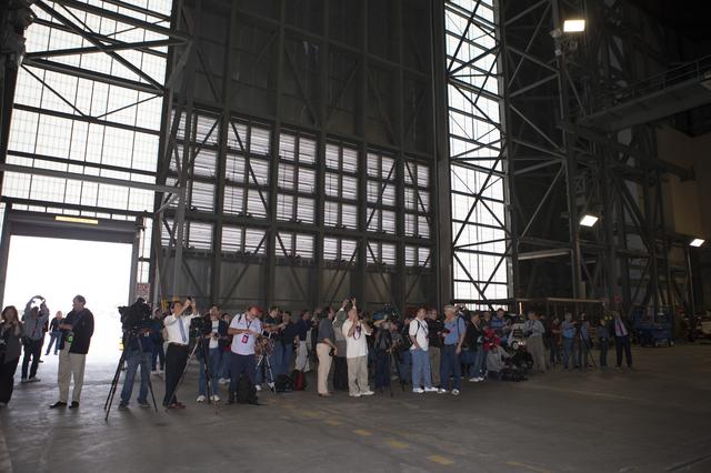 NASA image: The Media Tour the BFF, VAB, and the ML