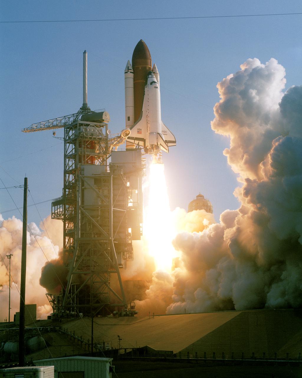 The Space Shuttle Orbiter Discovery lifted off from launch pad 39A at the Kenendy Space Center for its maiden flight at 8:42 A.M. EDT today. (Test G-329)(Item D-58)
